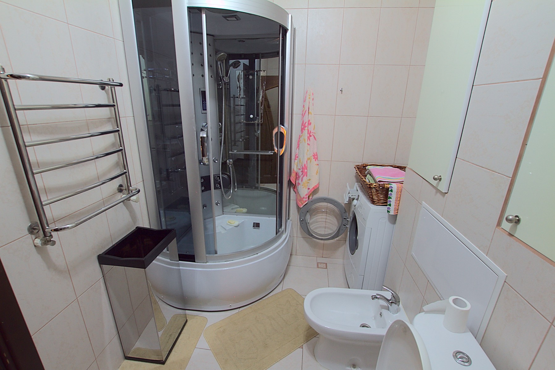 3 rooms apartment for rent in Chisinau, Strada Lev Tolstoi 24/1